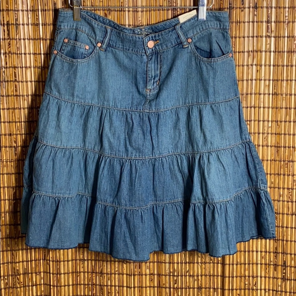 NWT American Rag Ruffled Denim Skirt